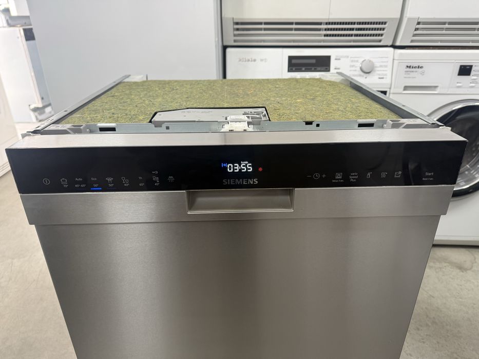 Съдомиялна за  полу вграждане Siiemens