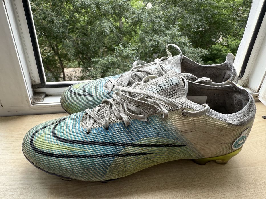 Бутсы найк меркуриал