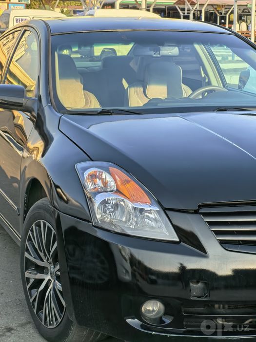 Arenda vikup Nissan Altima 2.5  L