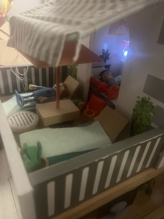 Casa de papusi din lemn + mobilier + lumini + multe accesorii | Lidl Playtive