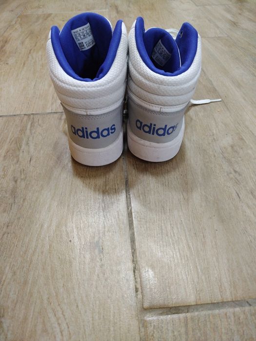 Маратонки Адидас 38 номер