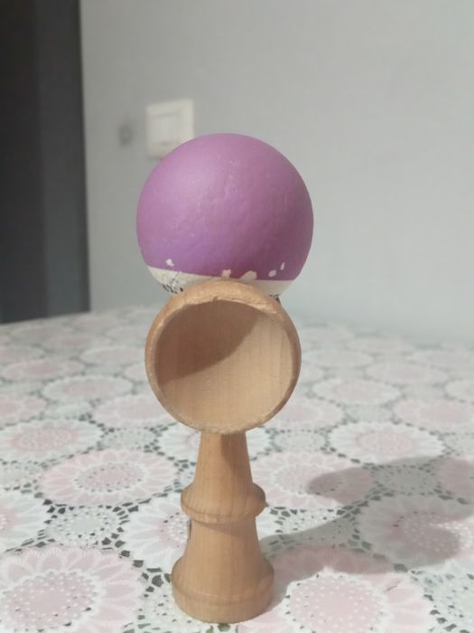 Vând Kendama Krom Pop Mov