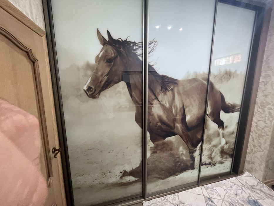 Продам шкаф большой