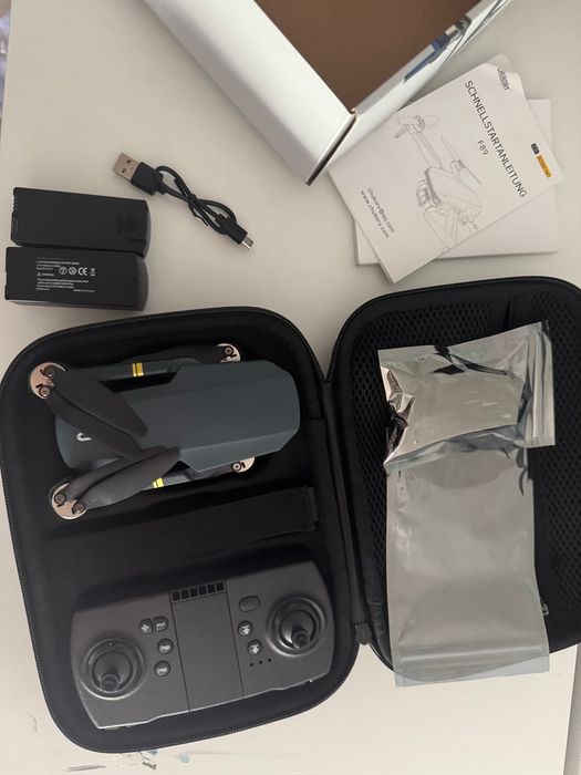 Чисто нов сгъваем дрон Chubory F89 Micro Foldable Drone Set