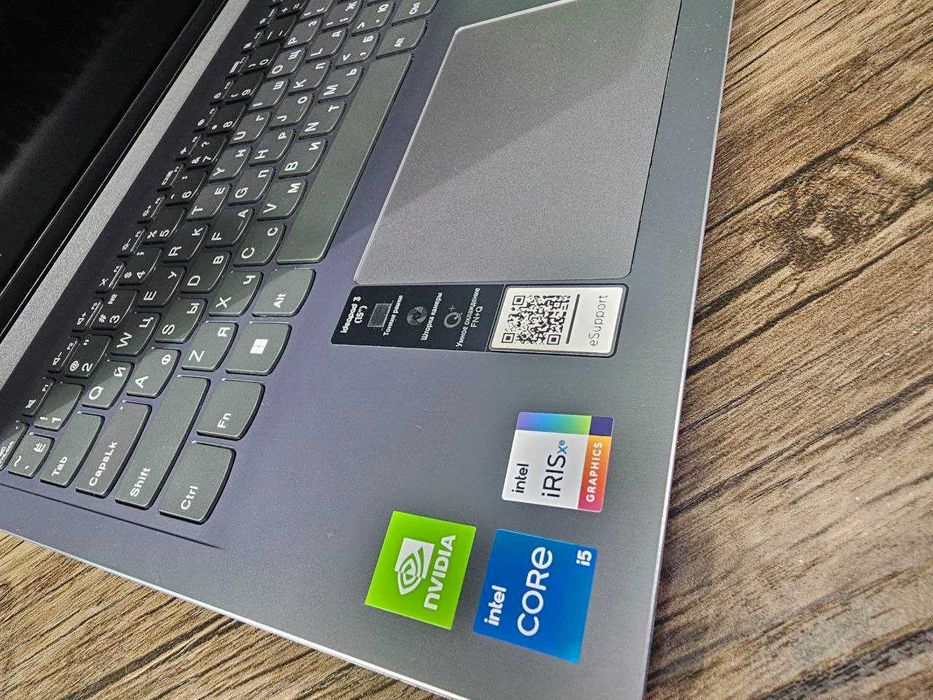 Lenovo Ideapad slim 3 intel i5 8gb 1tb