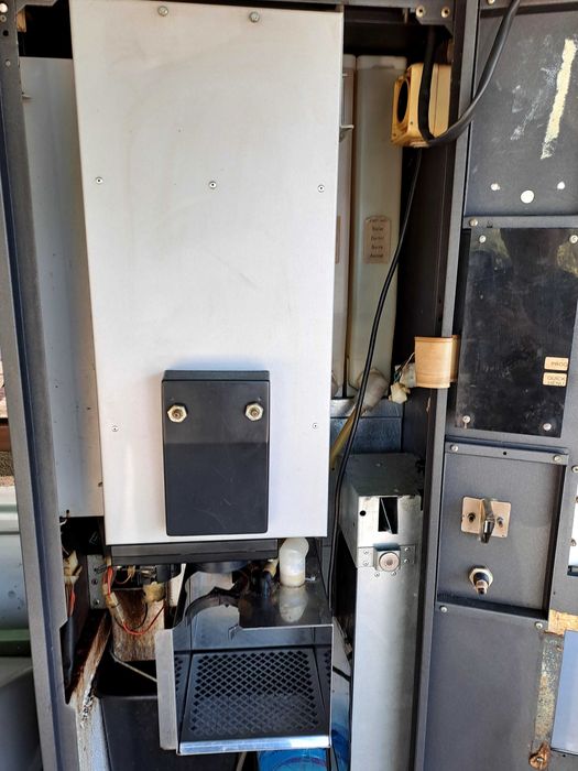 Вендинг кафе автомат ФЛУМАКС F300