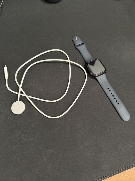 Apple watch series 8 45mm