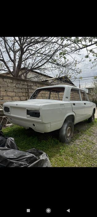 ВАЗ Кузов Сотилади 2107 или 2003