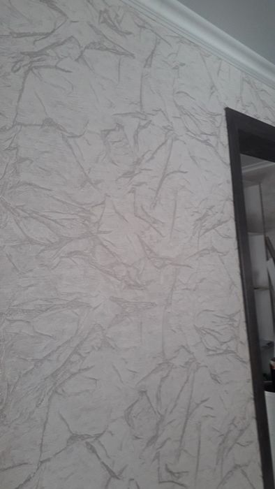 Поклейка обоев качественно