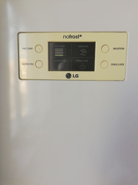Холодильник LG в отличном состоянии