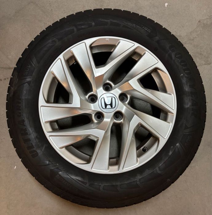 Зимни гуми за SUV  225/65R17 102H Goodyear ULTRA GRIP PERFORMANCE M+S