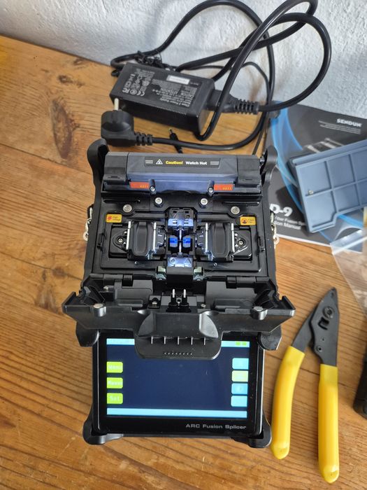 Сплайсър Sendun SD-9 (Power Meter + VFL) Core to Core