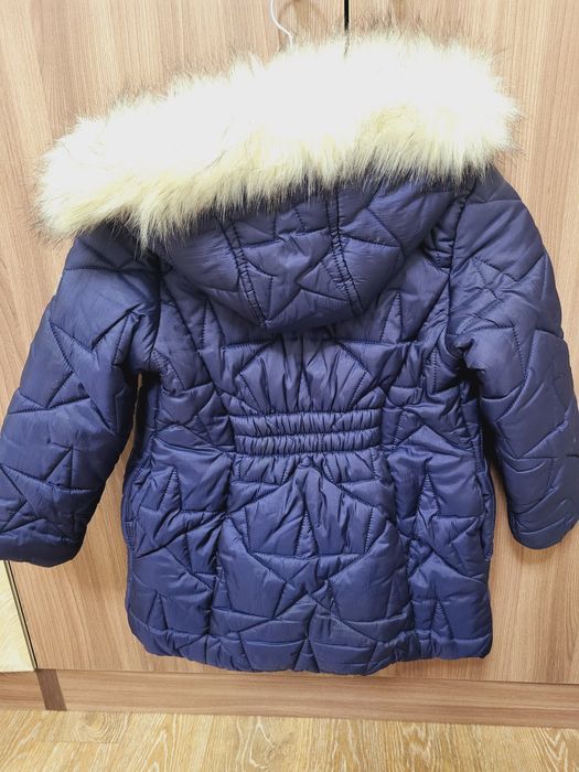 Детская зимняя куртка для девочки