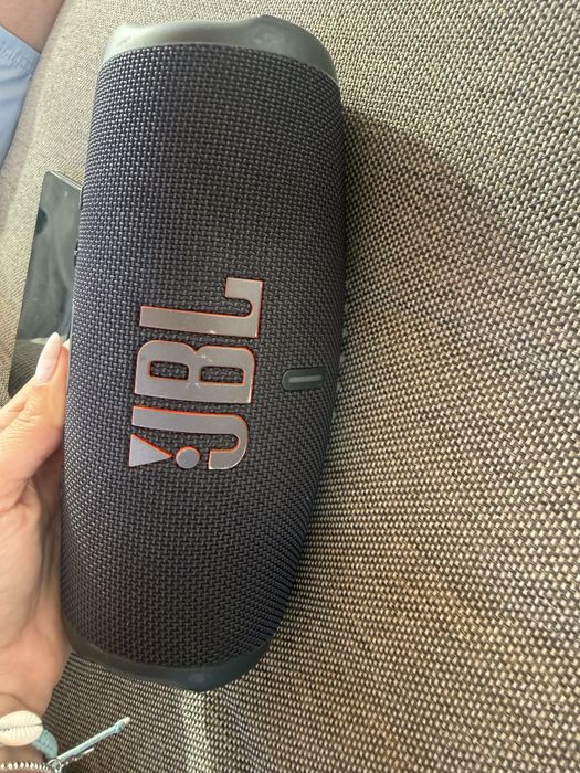 Vad boxa portabila jbl