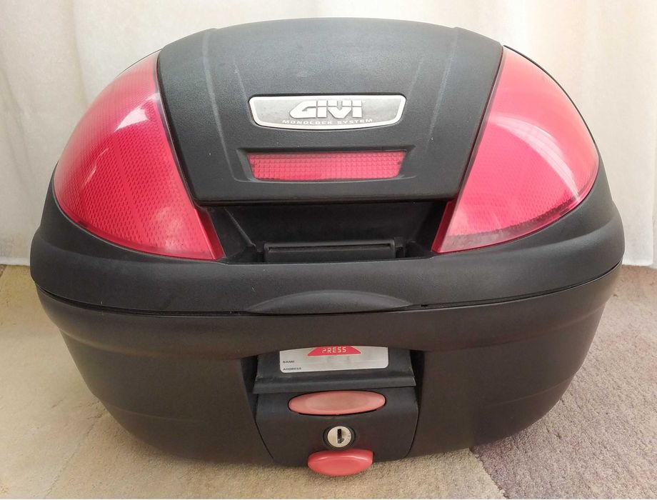 Багажник - куфар за мотор