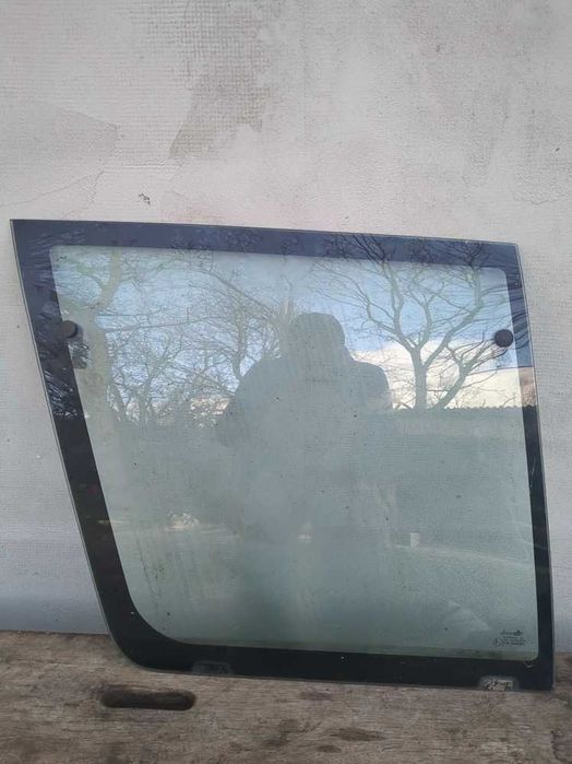 Geam lateral pentru partea soferului Suzuki Vitara Santana 1993 pentru model Hard Top