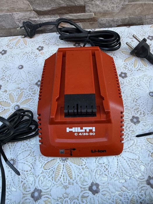 Зарядни устройства Hilti C 4/36-90 Li-Ion