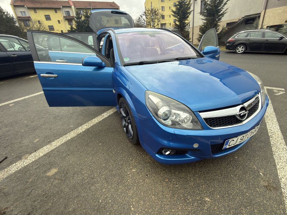 Vând Opel Signum 1.9 CDTI 150hp Pachet OPC