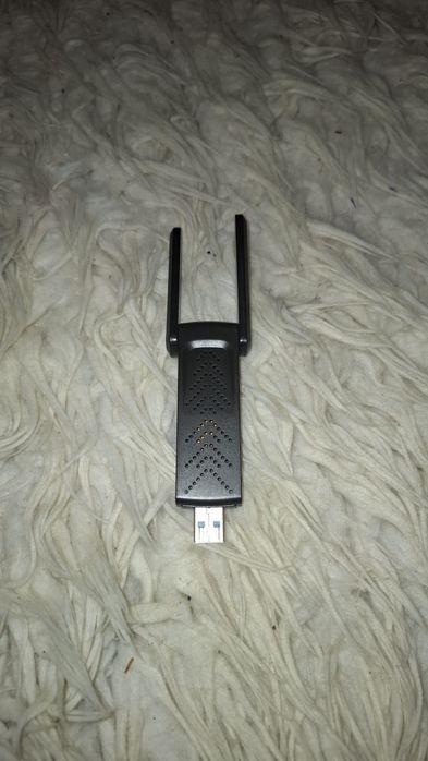 Продам Wi-Fi адаптер Wifi 1300