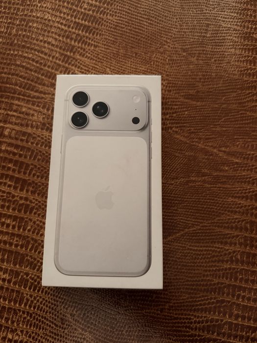 Iphone 17 promax /256