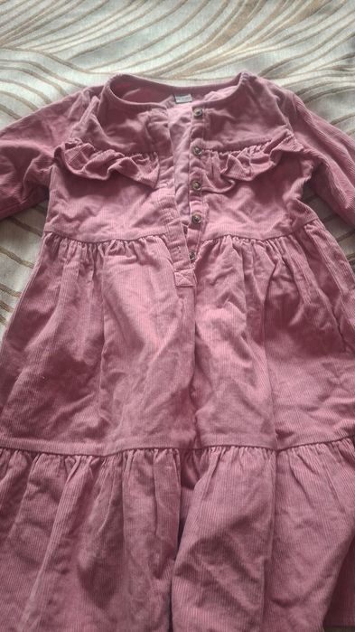 Срочно продам детский  платье для девочек