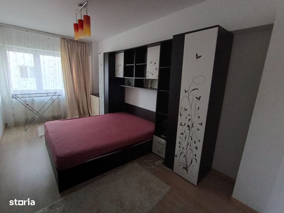 Zamca- zona cu verdeata. Apartament cu 2 camere decomandate