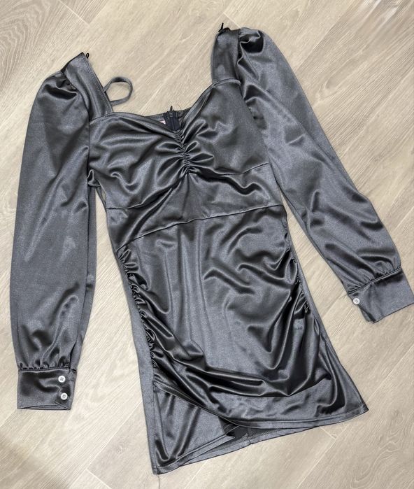 Продам женскую одежду