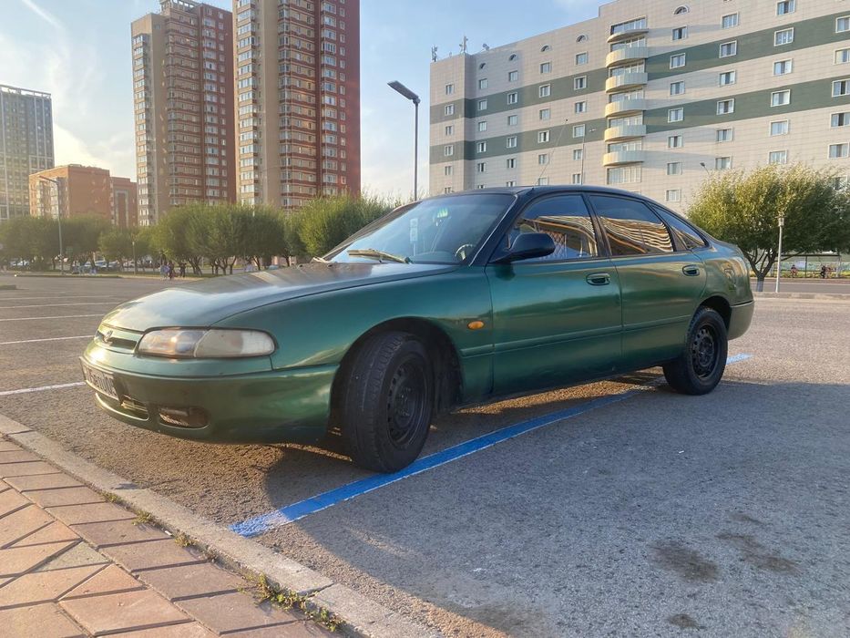 Mazda Cronos 626 2.0л