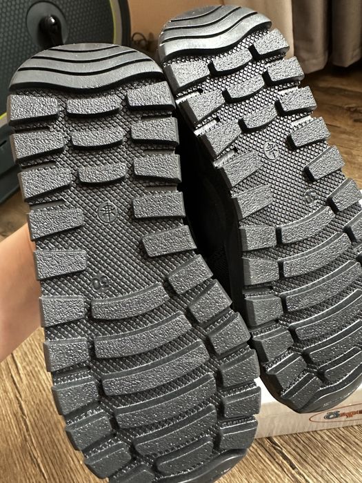 Кроссовки, 30р, новые