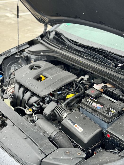 Продам Hyundai Elantra 2019