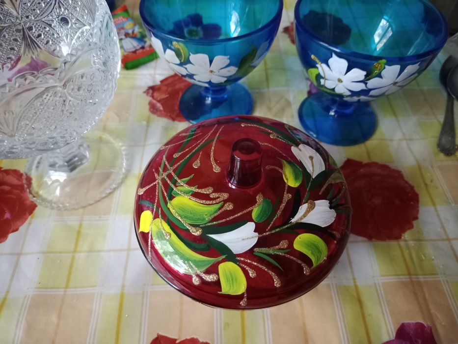 Продаю стеклянную посуду