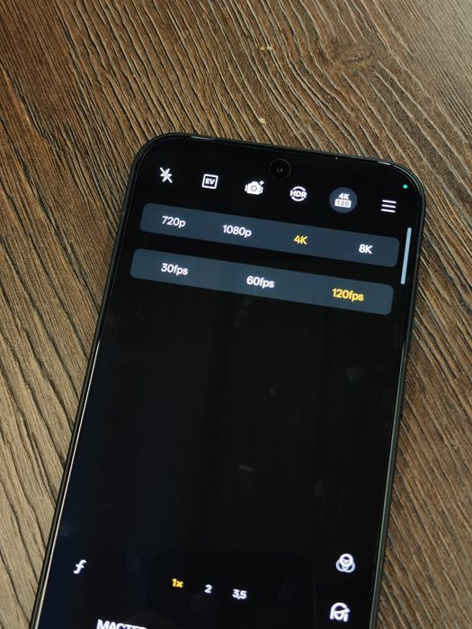 OnePlus 15 в идеальном состоянии