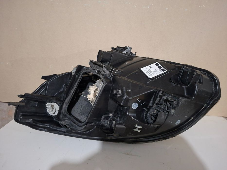 Десен фар за Рено Канго 2013 - 2021