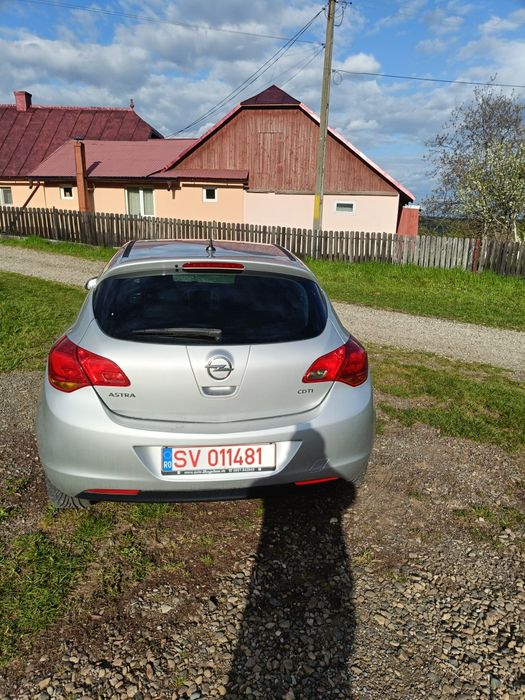 OPEL Astra 2011 — imagine 2