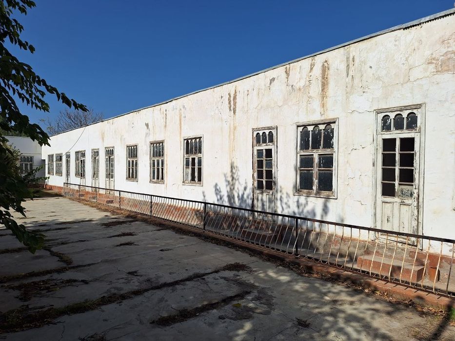 БИНО СОТИЛАДИ, 5 хонали уй билан