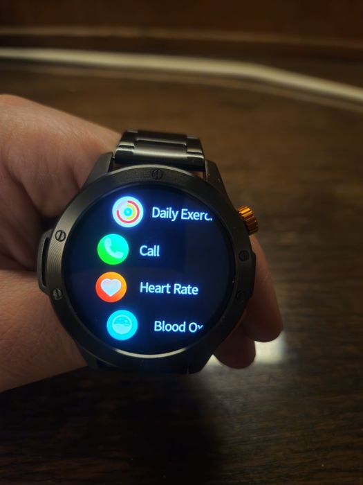 Матов черен мъжки часовник + ПОДАРЪК допълнителна каишка
Описание:
Мно