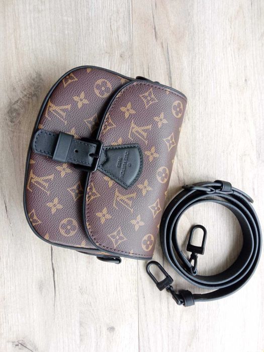 Louis Vuitton cross-body чанта Монограм с кожена каишка