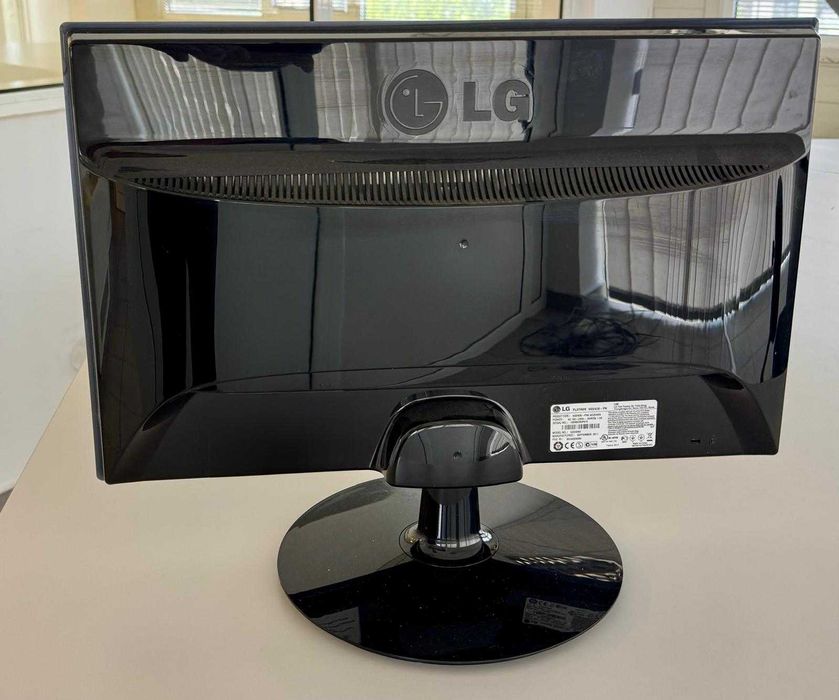 Monitor PC LG 22"
