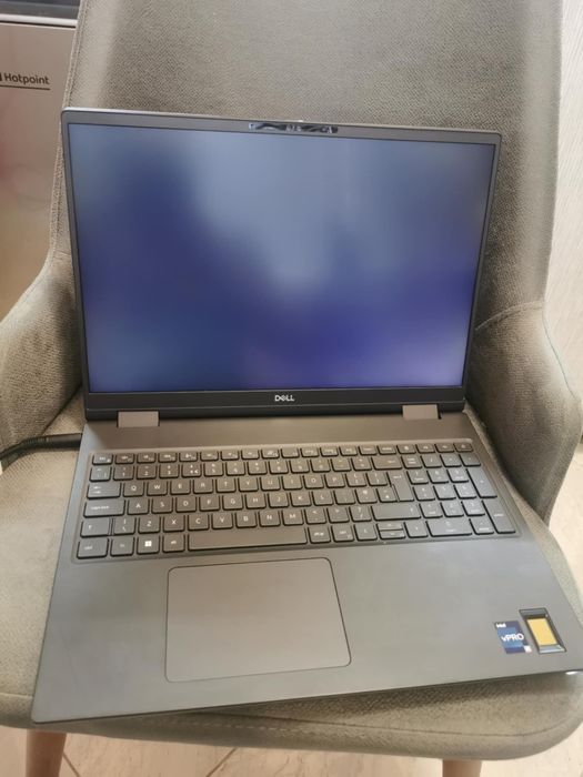 Dell Precision 7670  ram64gb  1tb ssd