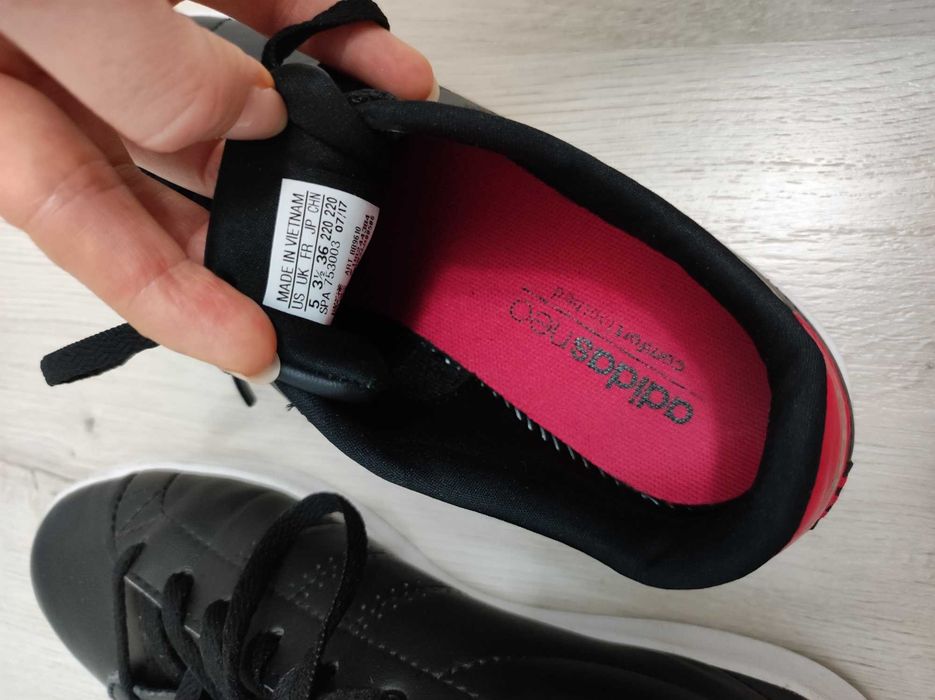 ADIDAS No36 - 3 1/2 uk 3.5