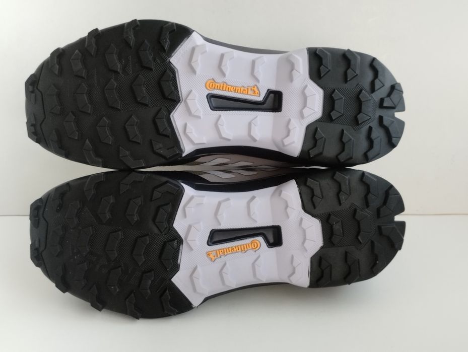 Нови Adidas Terrex Ax4 GORE TEX Walking Shoes Дамски Маратонки  39 1/3