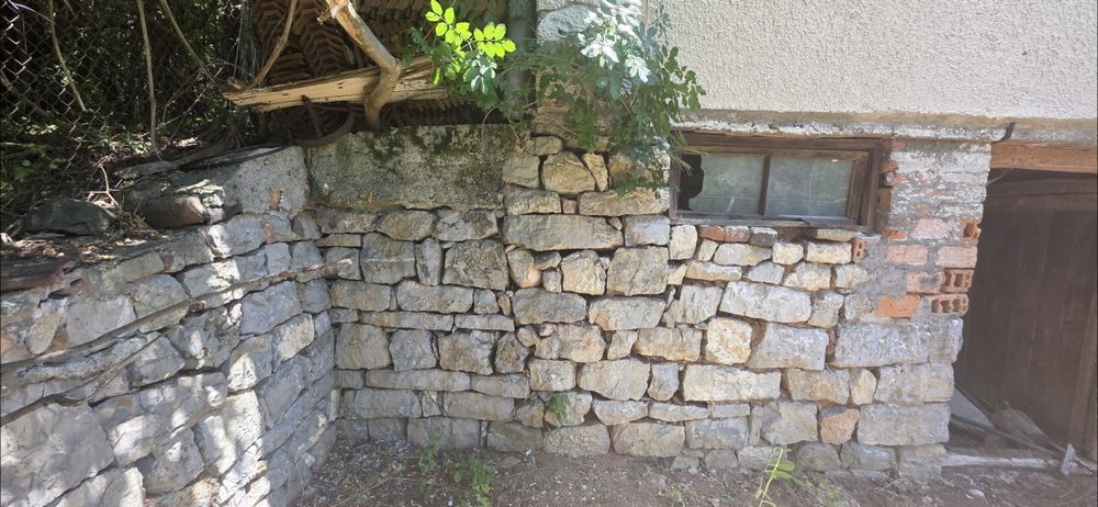 Дялън камък за габиони стени  и градини