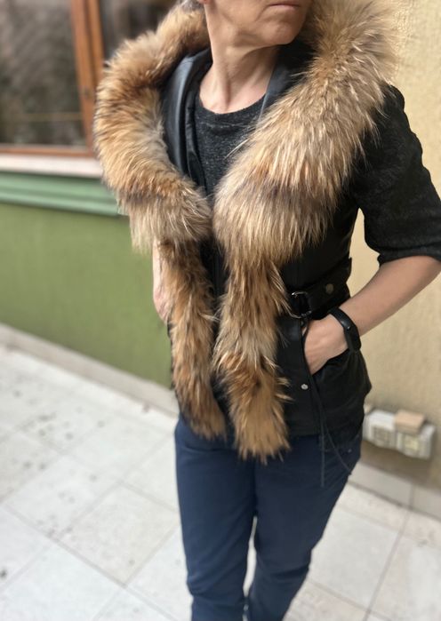 Vand vesta piele cu blana