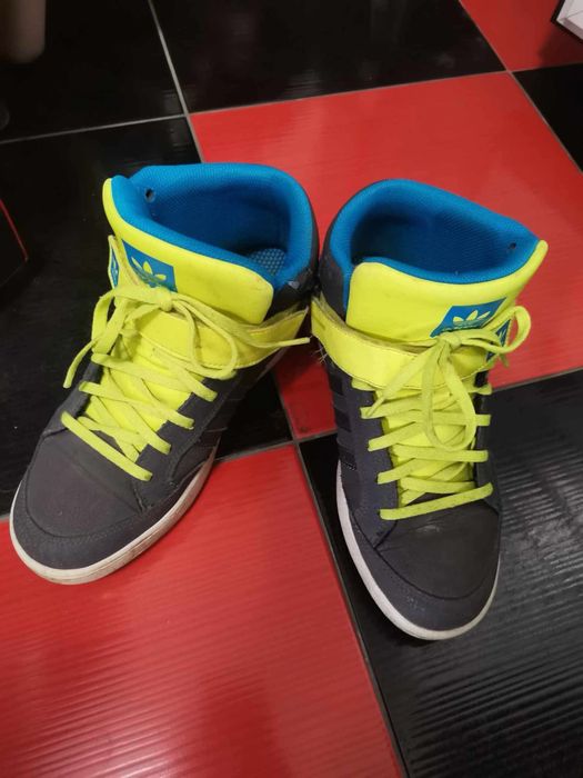 Кецове Adidas високи и топли