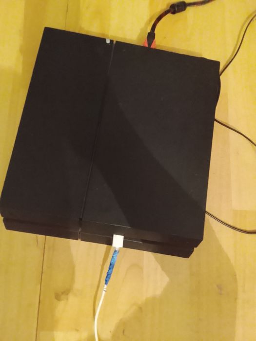 Пс4 2джойстиги бар жасап тур