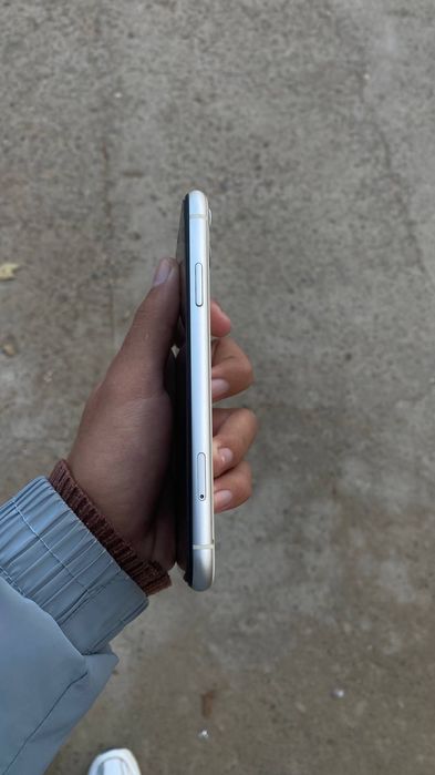 Iphone 11 sotiladi
