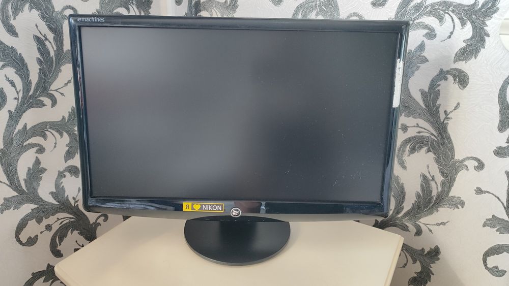Монитор eMachines E233H