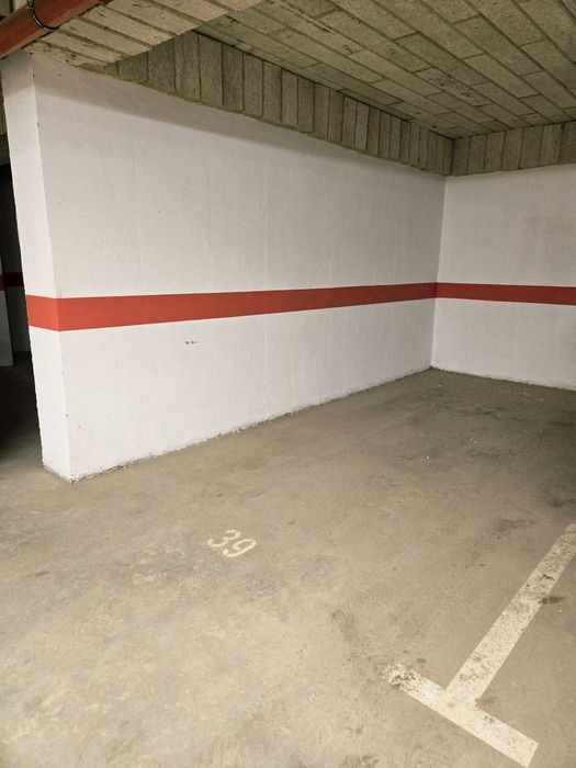 Inchiriez ap 2 camere tip studio, Etaj 6 din 7, Parcare,metrou Berceni