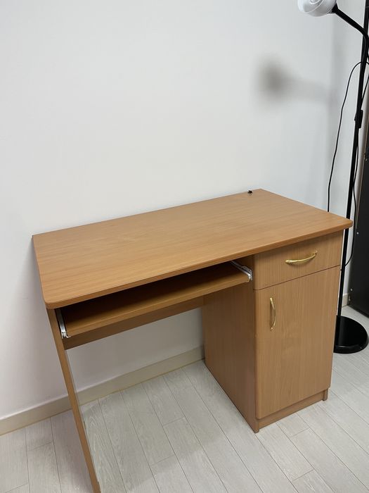 Письменный стол компьютерный стол парта