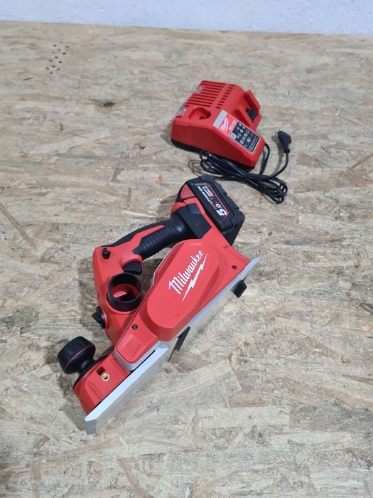 Rindea Milwaukee M18 BP